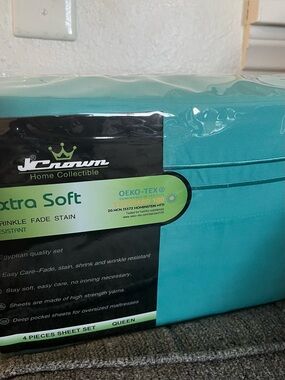 Crown Extra Soft Queen Sheet Set - Aqua
